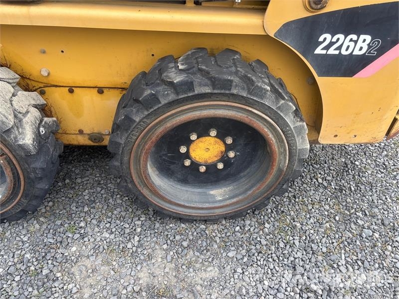 CAT 226B2 Schrankladers