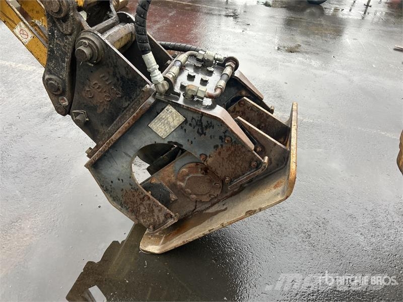 CAT 23 in Plate Compactor Attachment - Fits Cat 416 دكاكات أفقية