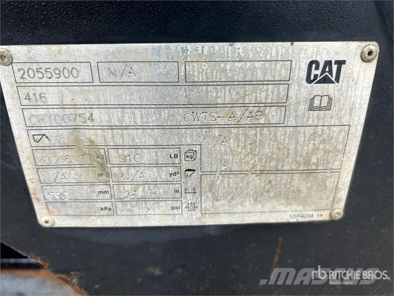 CAT 23 in Plate Compactor Attachment - Fits Cat 416 Placas compactadoras