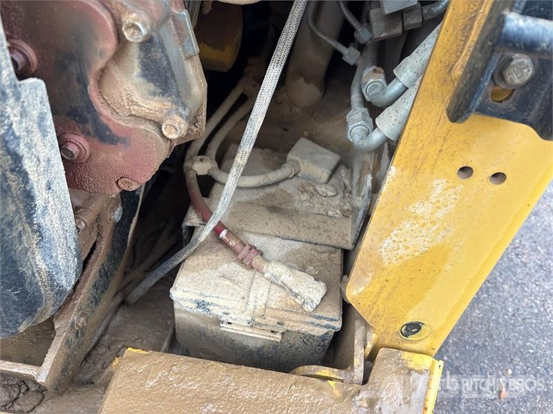 CAT 236B3 Skid Steer Loader Lietoti riteņu kompaktiekrāvēji