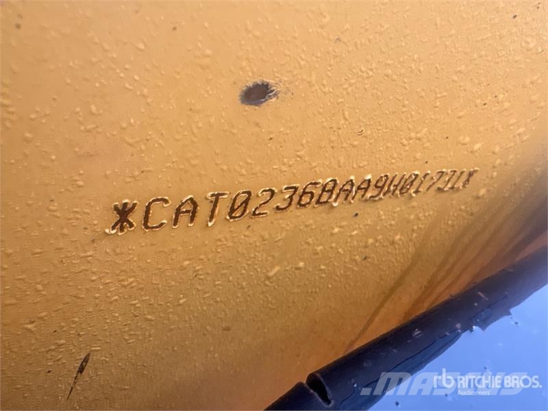 CAT 236B3 Skid Steer Loader Lietoti riteņu kompaktiekrāvēji