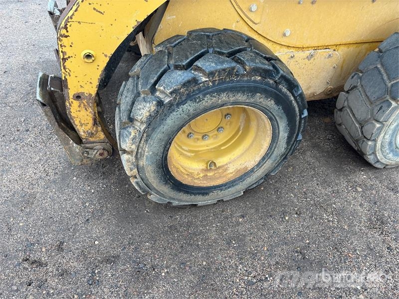 CAT 236B3 Skid Steer Loader Lietoti riteņu kompaktiekrāvēji