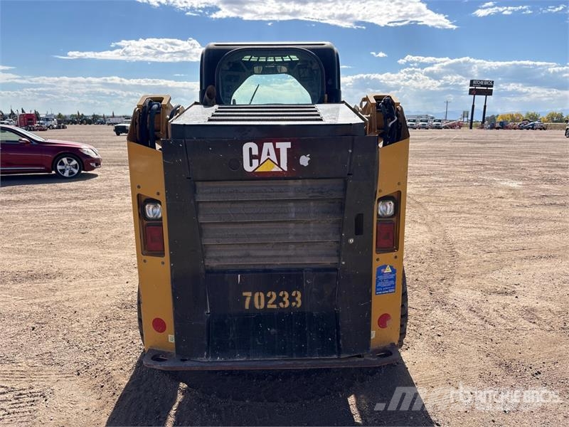 CAT 236D Kompaktlaadurid