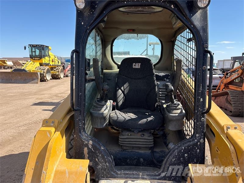 CAT 236D Minilæsser - skridstyret