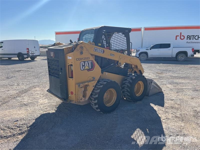CAT 236D3 Two-Speed Skid Steer Loader Міні-навантажувачі