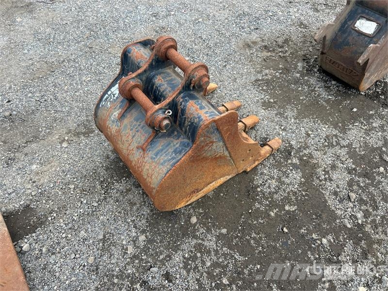 CAT 24 in Digging Excavator Bucket - Fits Cat 305E2CR 鏟斗