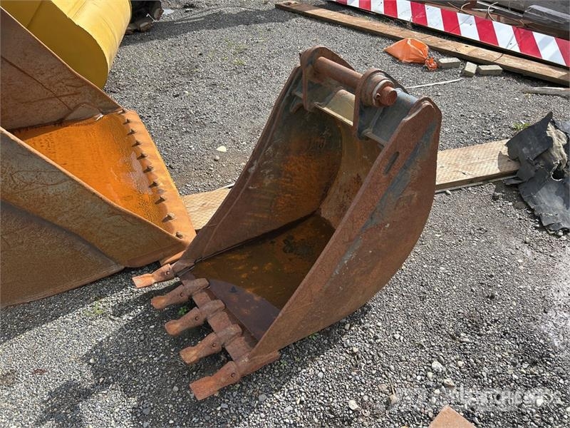 CAT 24 in Digging Excavator Bucket Baldes