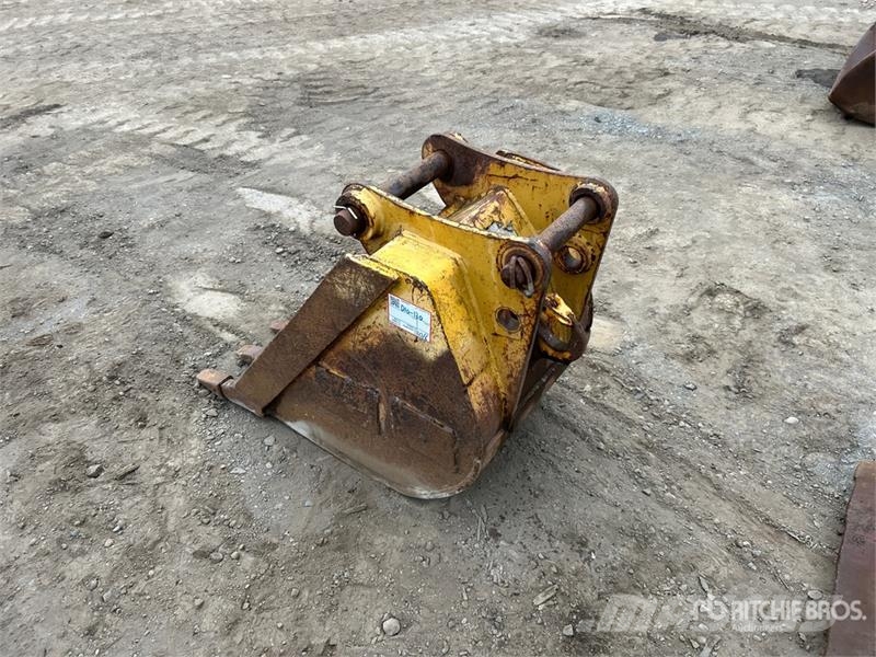 CAT 24 in Digging Excavator Bucket - Fits Cat 416C Кофи