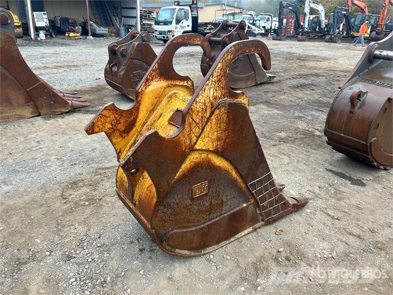 CAT 24 in Q/C Digging Excavator Bucket Кофи