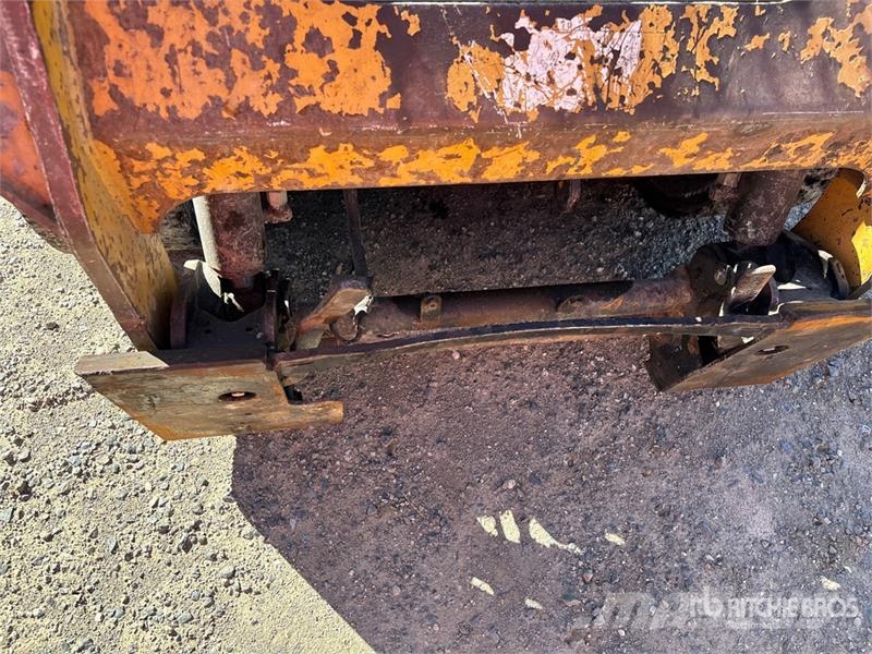 CAT 242D Skid steer mini nakladalci