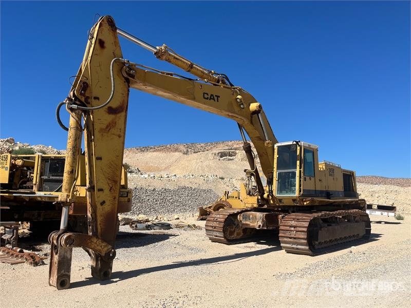 CAT 245B Pelle sur chenilles