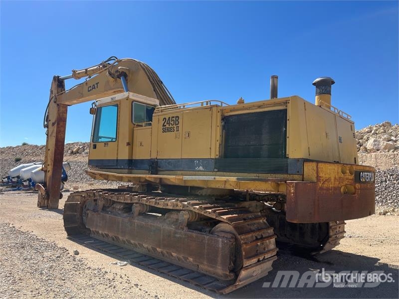 CAT 245B Pelle sur chenilles