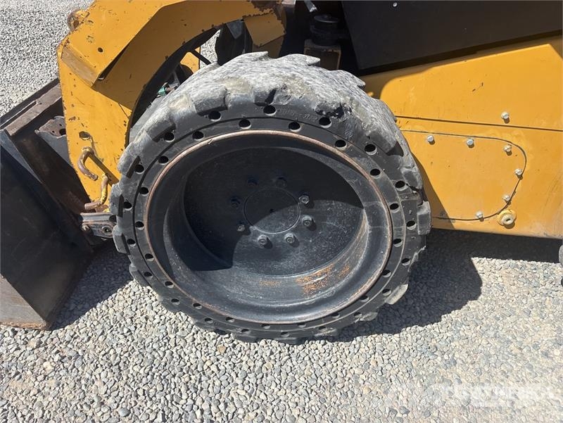 CAT 246D Φορτωτάκια