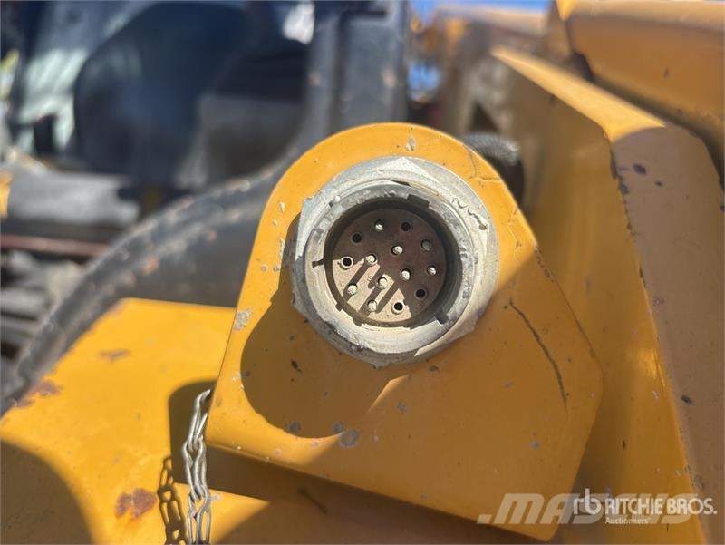 CAT 246D Φορτωτάκια