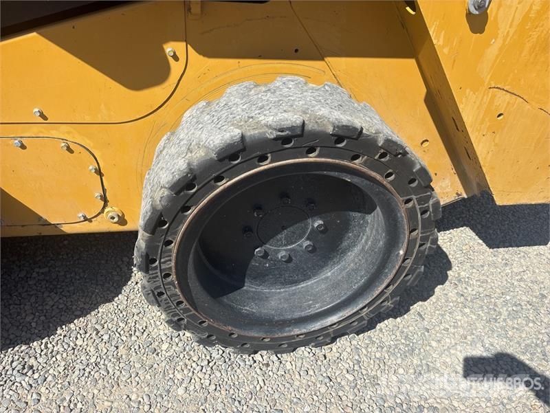 CAT 246D Φορτωτάκια