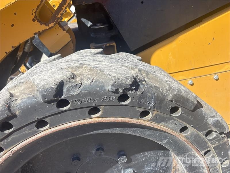 CAT 246D Φορτωτάκια