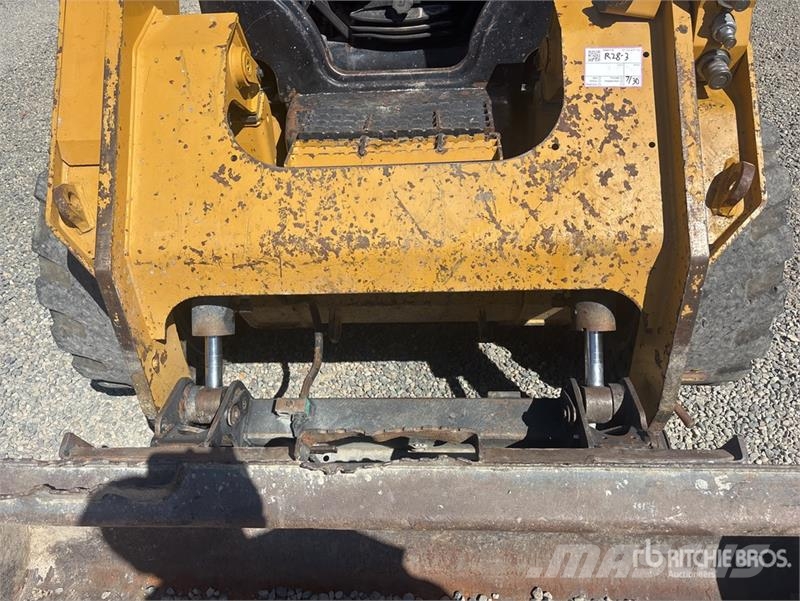 CAT 246D Φορτωτάκια