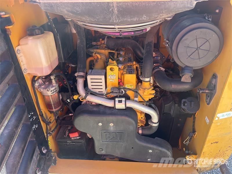 CAT 246D Φορτωτάκια