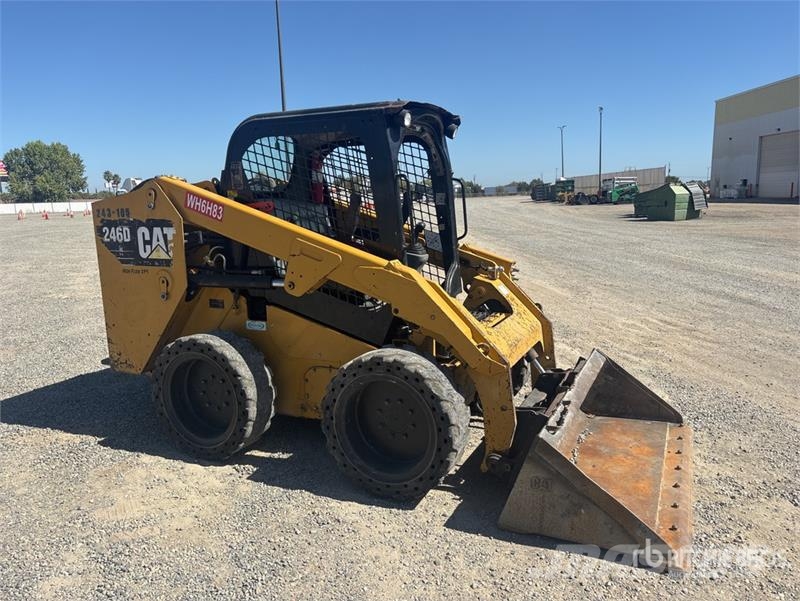 CAT 246D Φορτωτάκια