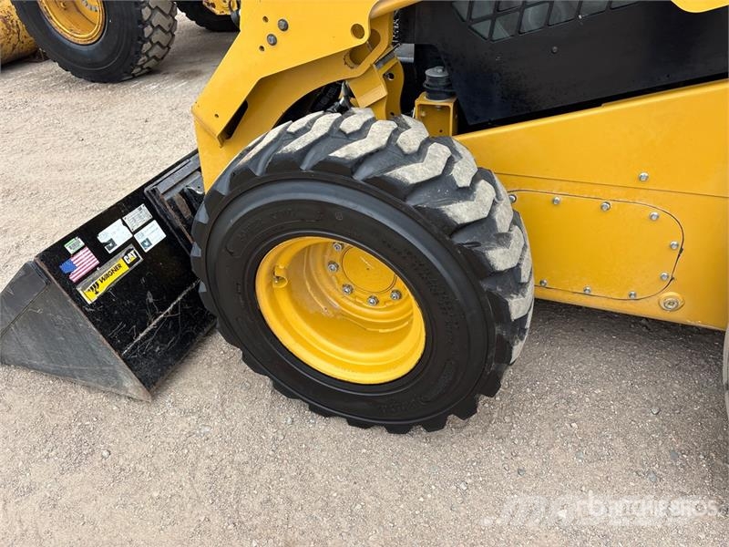 CAT 246D3 Two-Speed Skid Steer Loader Minilæsser - skridstyret