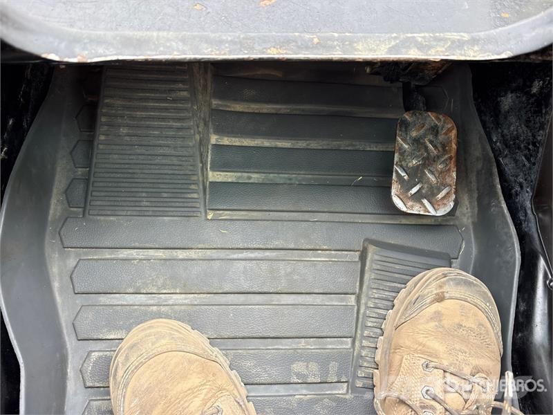 CAT 246D3 Two-Speed Skid Steer Loader Minilæsser - skridstyret