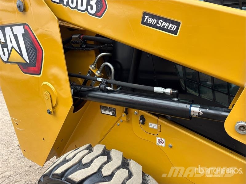 CAT 246D3 Two-Speed Skid Steer Loader Minilæsser - skridstyret