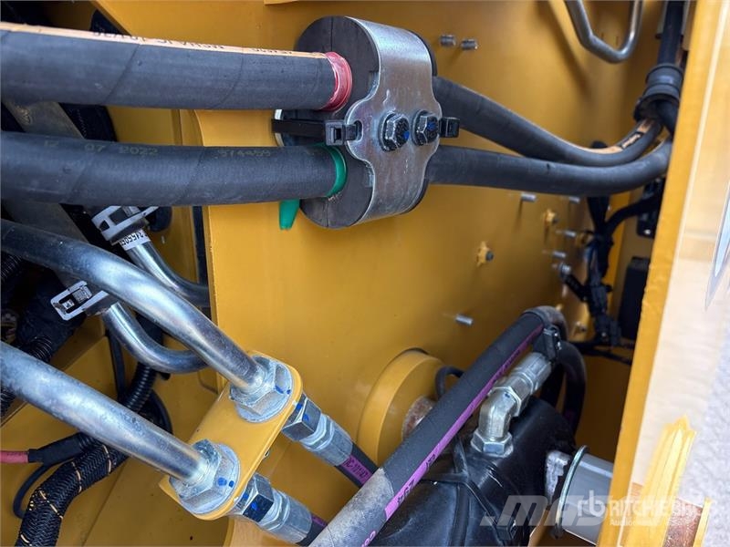 CAT 246D3 Two-Speed Skid Steer Loader Minilæsser - skridstyret