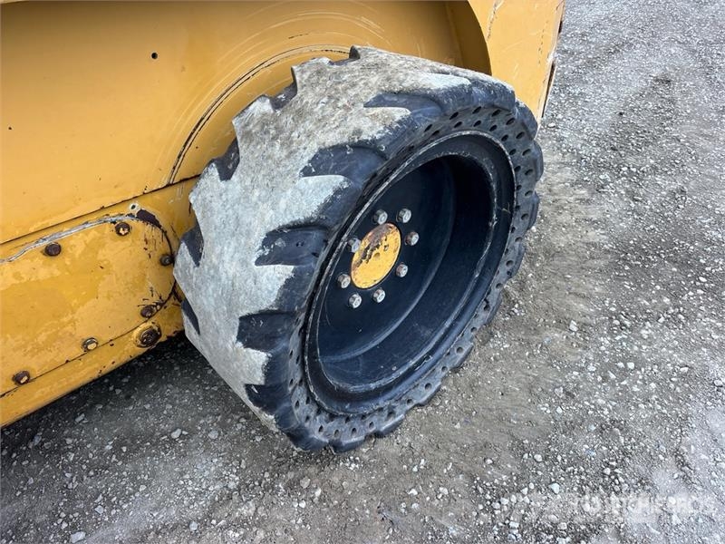 CAT 248B Skid steer loaders