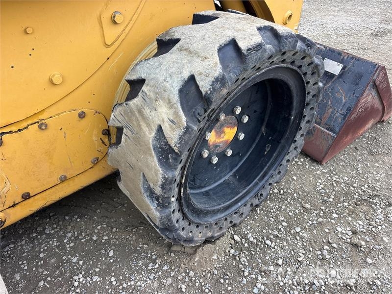 CAT 248B Skid steer loaders