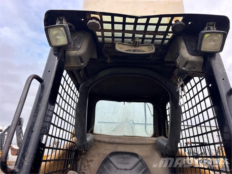 CAT 248B Skid steer loaders