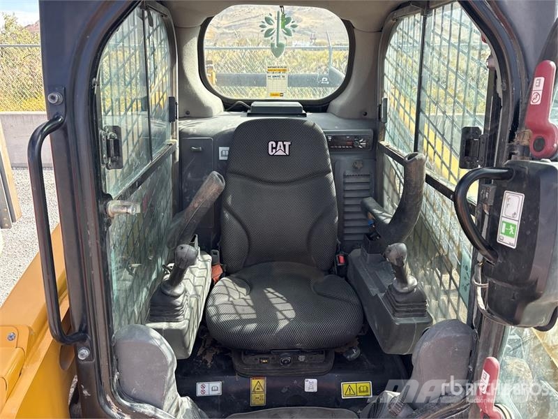 CAT 249D3 Skid steer mini nakladalci