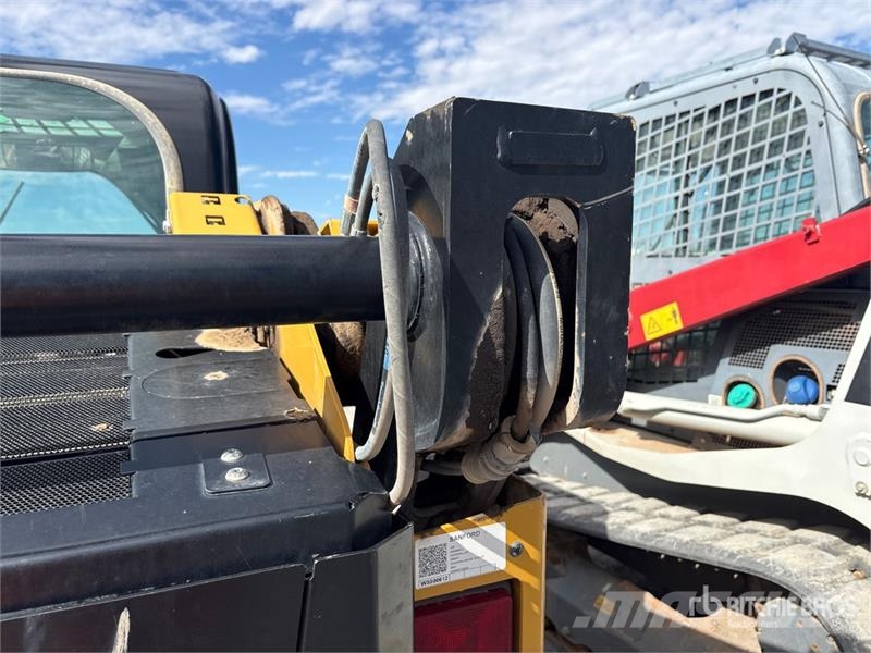 CAT 249D3 Skid steer mini nakladalci