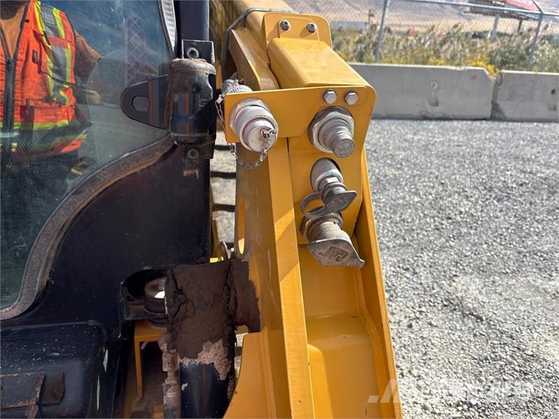 CAT 249D3 Skid steer mini nakladalci