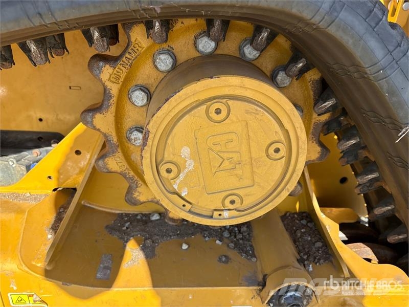 CAT 255 Kompaktrakodók
