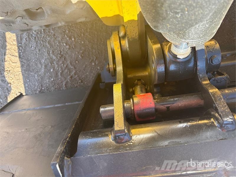 CAT 255 Kompaktlader
