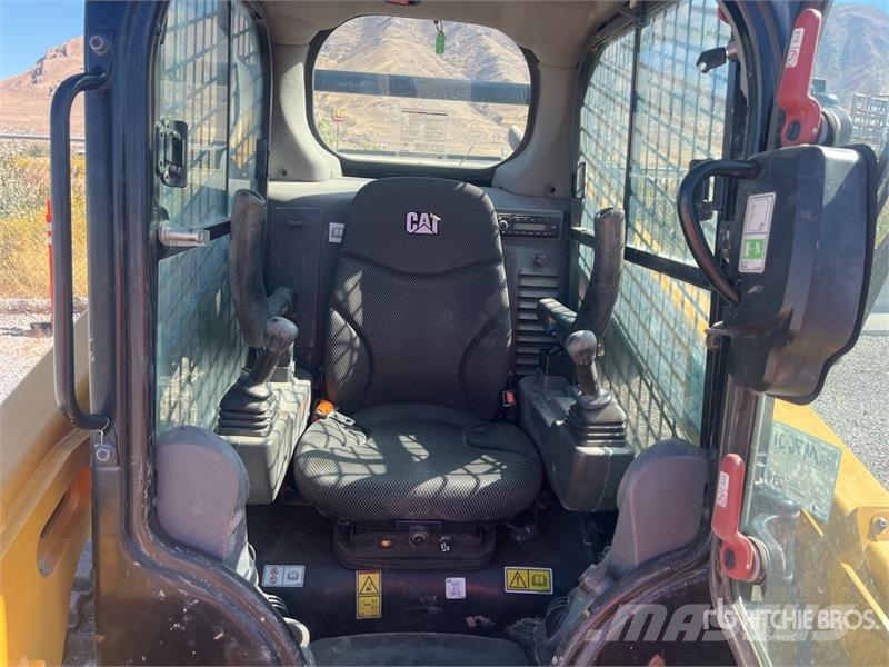 CAT 259D3 Compact Track Loader Skid steer mini nakladalci
