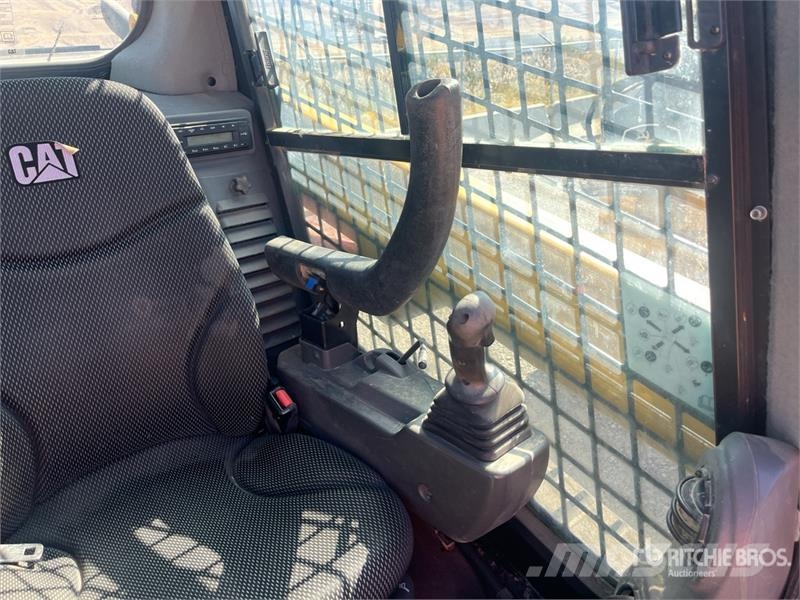 CAT 259D3 Compact Track Loader Skid steer mini nakladalci