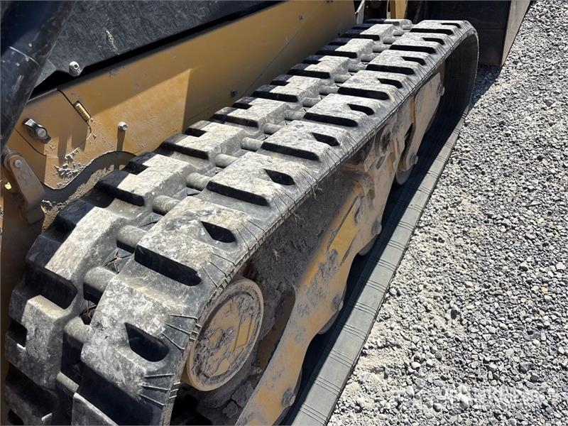 CAT 259D3 Two-Speed Compact Track Loader Skid steer loaders