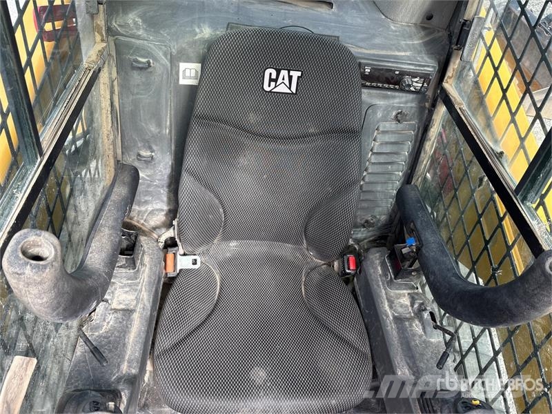CAT 259D3 Two-Speed Compact Track Loader Kompaktlader