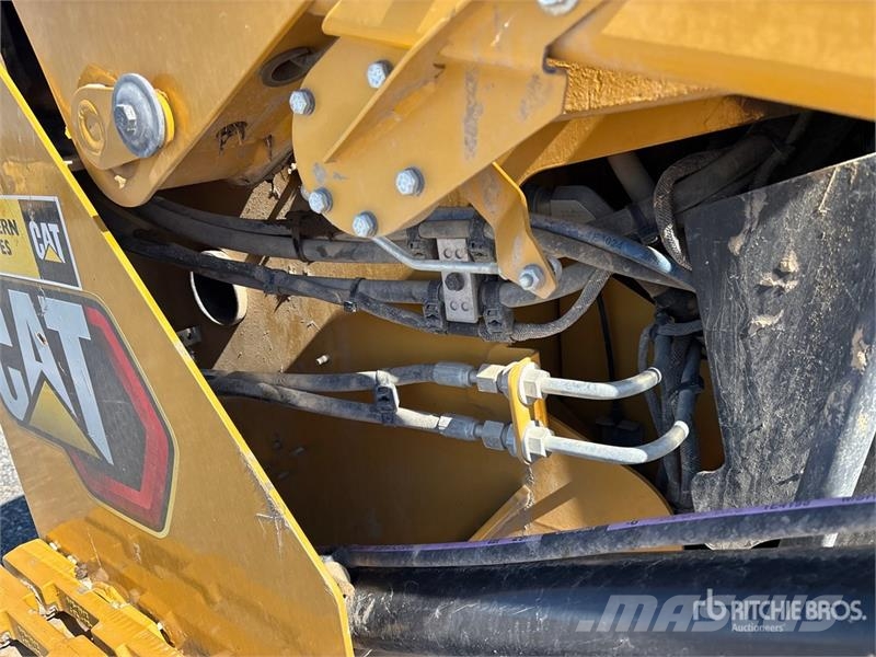 CAT 259D3 Two-Speed Compact Track Loader Skid steer loaders