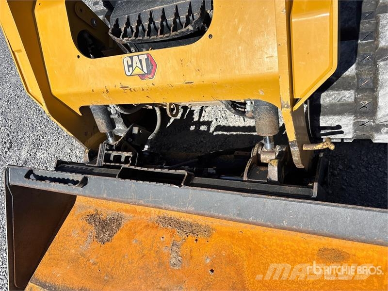 CAT 259D3 Two-Speed Compact Track Loader Skid steer loaders