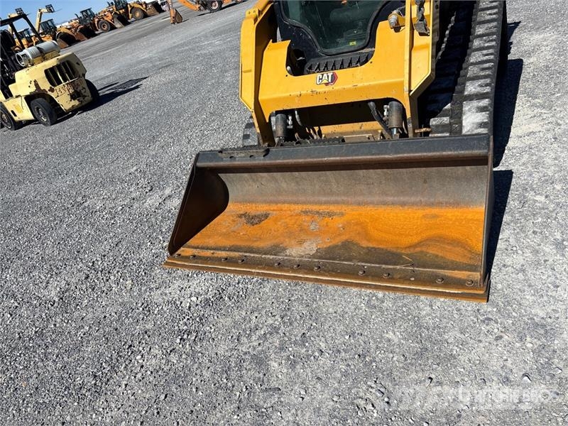 CAT 259D3 Two-Speed Compact Track Loader Skid steer loaders