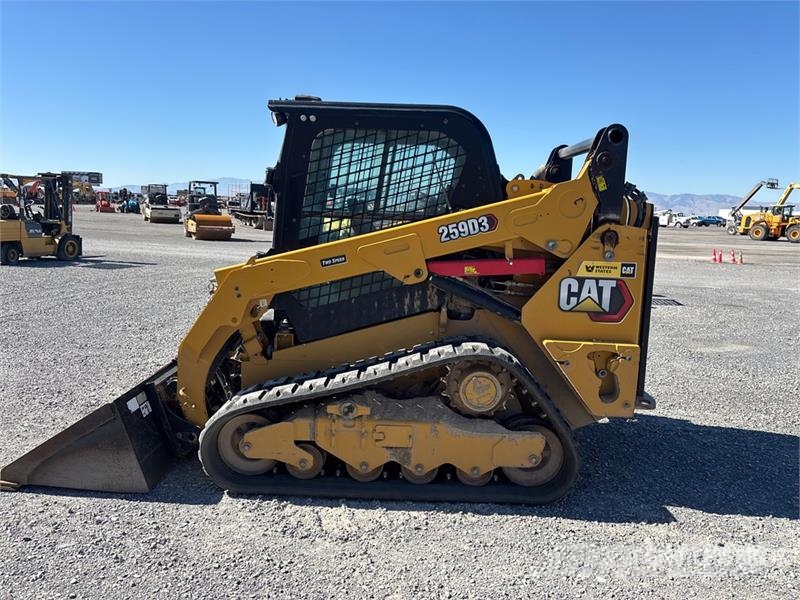 CAT 259D3 Two-Speed Compact Track Loader Skid steer loaders