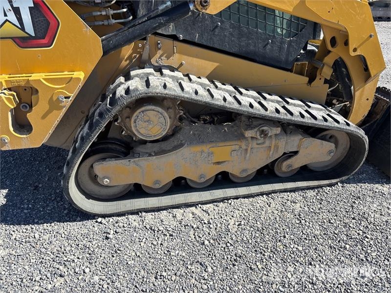 CAT 259D3 Two-Speed Compact Track Loader Skid steer loaders
