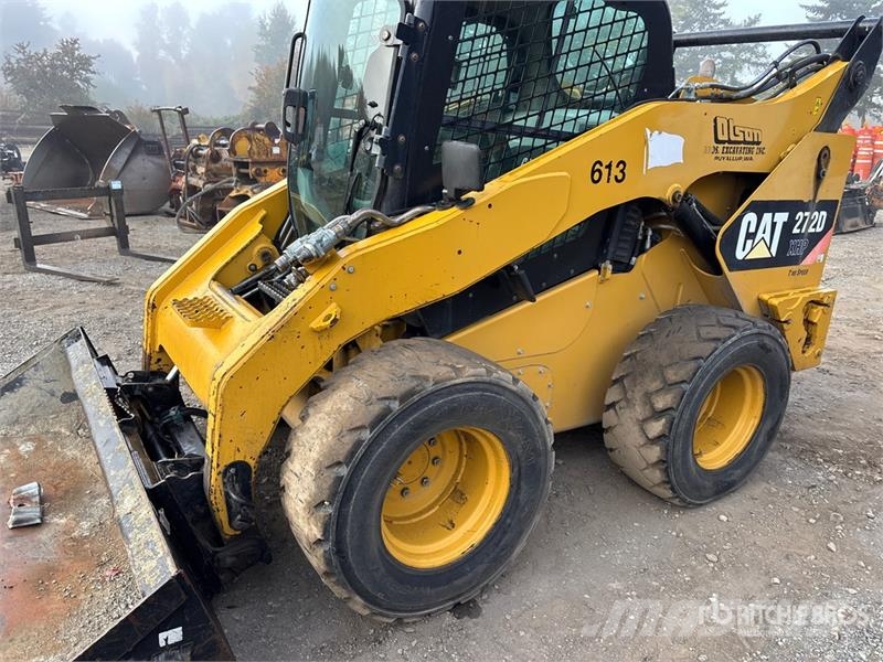CAT 272DXHP Two-Speed Skid Steer Loader Skid steer mini nakladalci