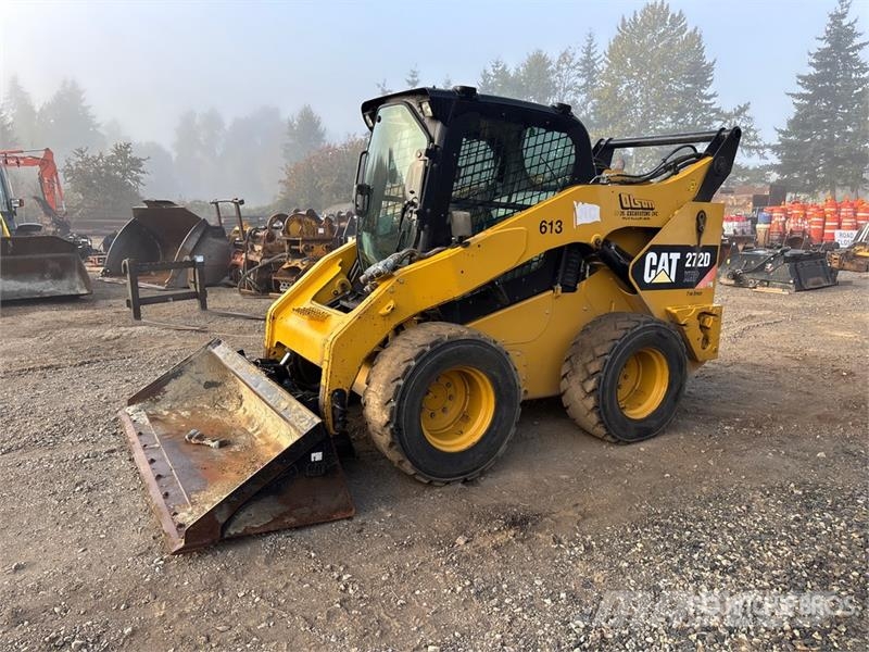 CAT 272DXHP Two-Speed Skid Steer Loader Skid steer mini nakladalci
