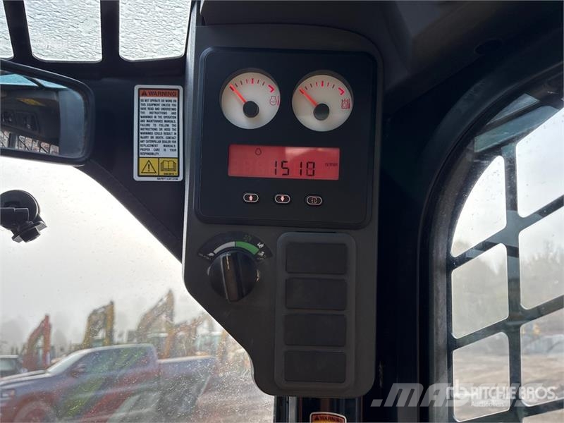 CAT 272DXHP Two-Speed Skid Steer Loader Skid steer mini nakladalci