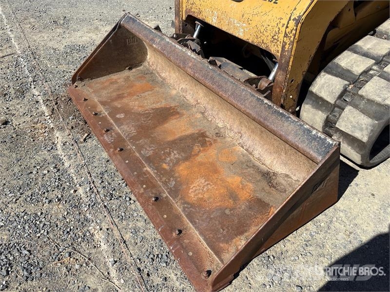CAT 279C Skid steer mini nakladalci