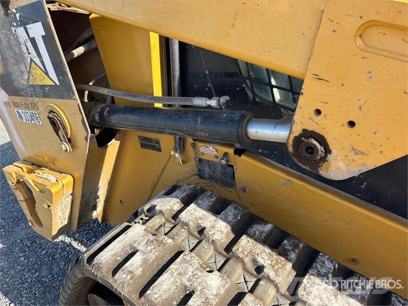 CAT 279D Skid steer loderler