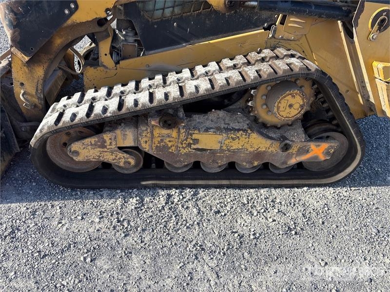 CAT 279D Skid steer loderler
